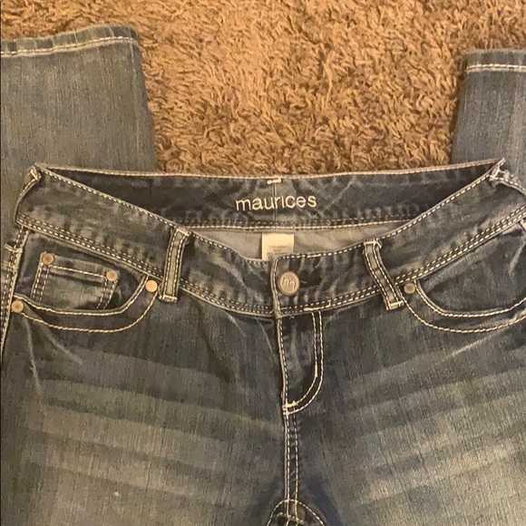 Maurices women’s jeans - Picture 2 of 3